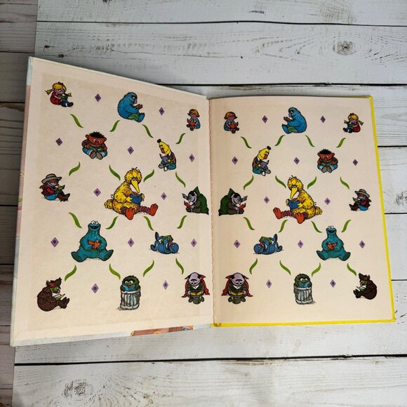 Lot of 5 Sesame Street Book club HC Books Big Bird Grover Molly Freddie Pet Show - Picture 3 of 12